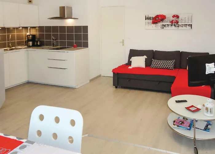 Appartement In With Kitchen *
